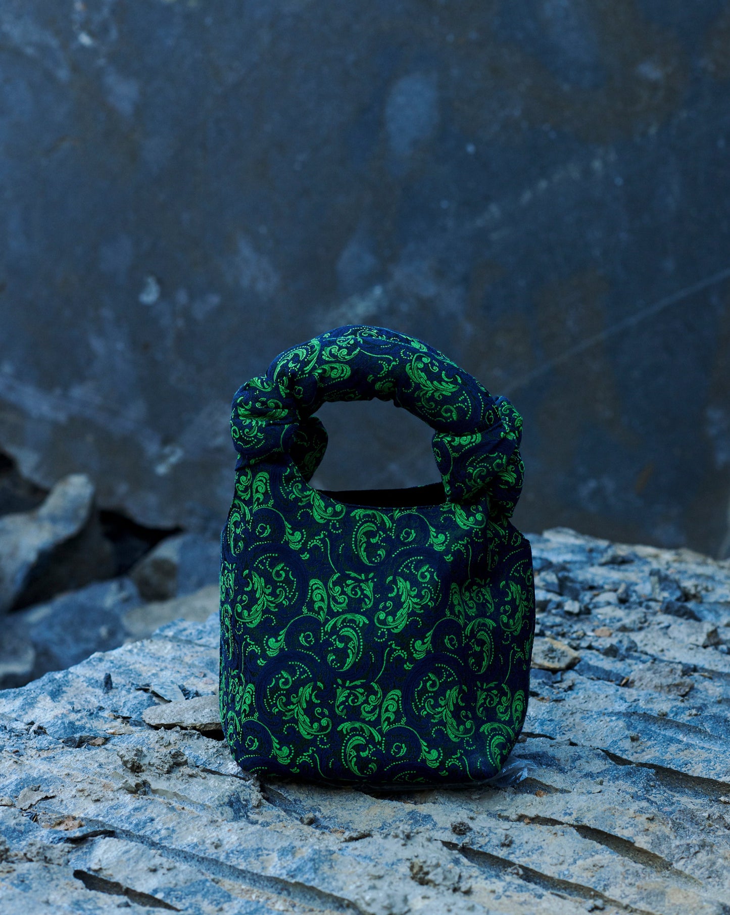 Mina reversible handbag Green