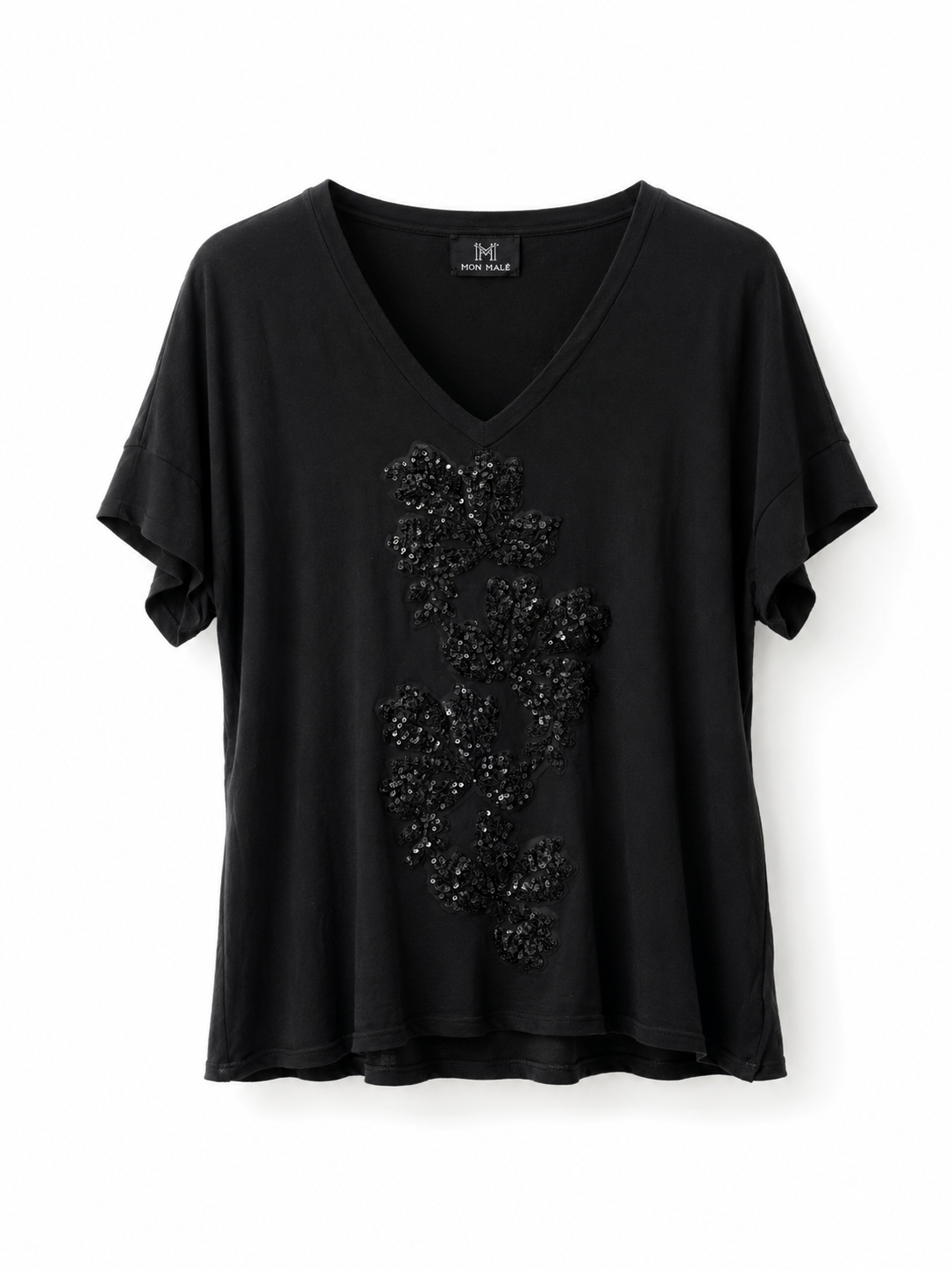 Aplique Black on black T-shirt